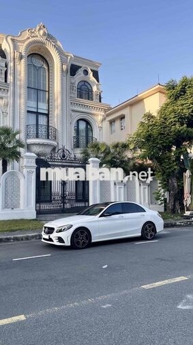 Mercedes-Benz C300 AMG 2021 Trắng