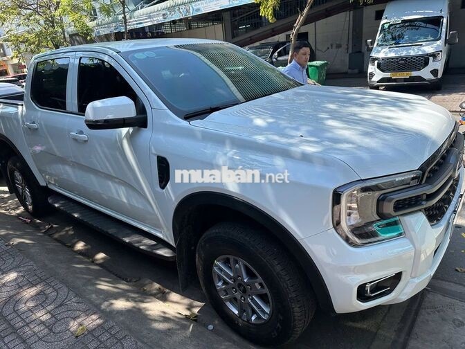 Ford Ranger 2025 XLS 7.000km Trắng