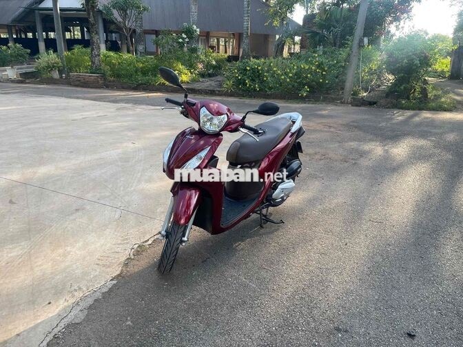 Honda Vision màu Đỏ