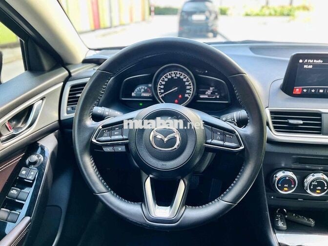 Mazda 3 2018 1.5 AT Xanh Cavansite 1Chủ