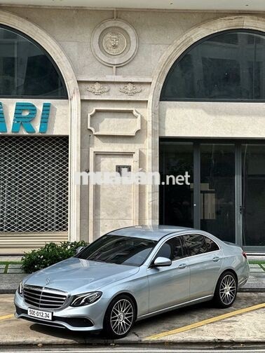 MERCEDES-BENZ E200 2017 60000 KM BẠC