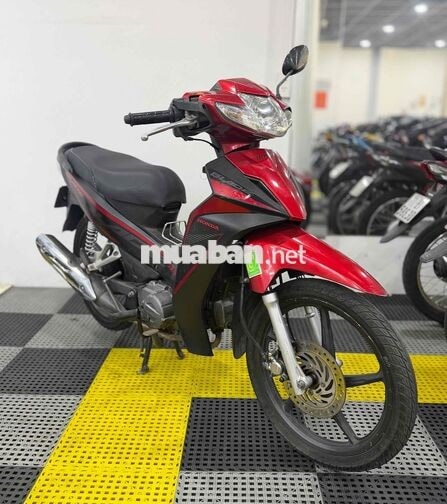 Honda Blade 2017 chính chủ, máy êm vọt