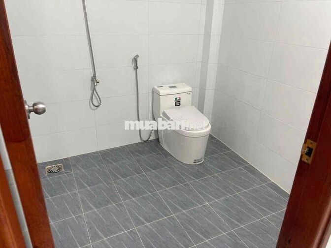 Nhà 2 phòng gần cầu Rạch Súc - Võ Văn Kiệt