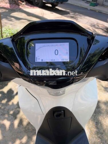 Honda SH 10/ 2026 màu trắng đen 400 km