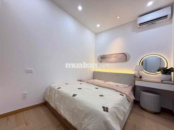 Chính chủ cho thuê căn Sky Garden 1 88m2 3pn, nội thất mới 100%