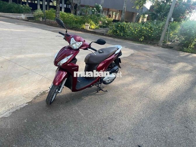 Honda Vision màu Đỏ