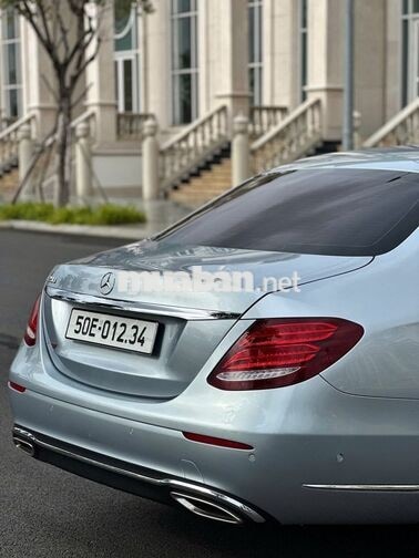 MERCEDES-BENZ E200 2017 60000 KM BẠC