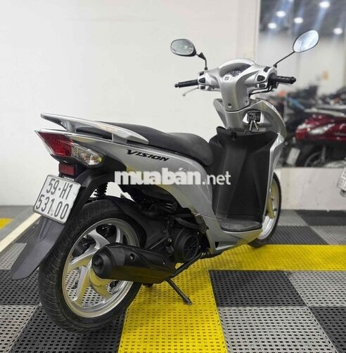 Honda Vision 2015 chính chủ, máy zin êm biển SG