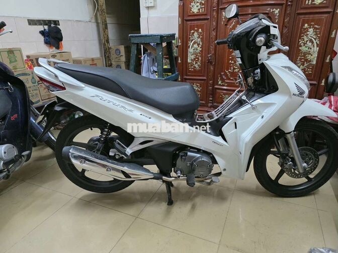 Honda Future FI 2023 125cc màu trắng