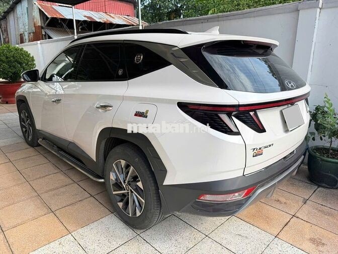 Hyundai Tucson 2024 2.0 Đặc biệt Trắng