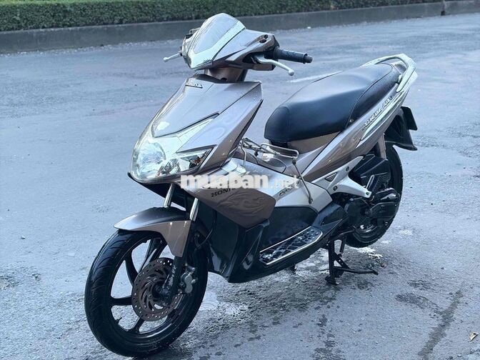 Honda Air Blade 2010 Nâu Bạc