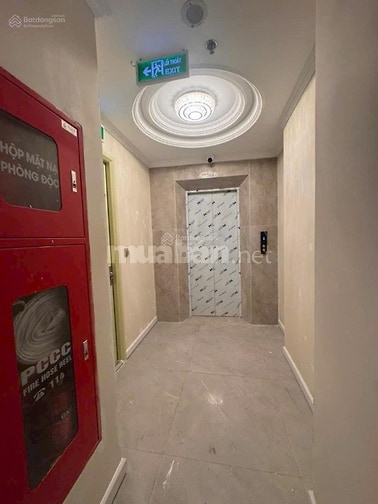 Gà đẻ trứng vàng, bán nhà 9,5 tầng 1 hầm phố Giảng Võ, dt: 110m
