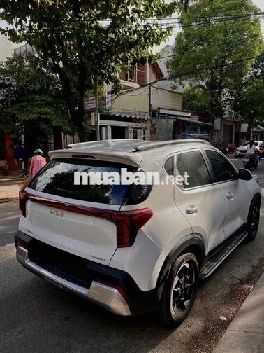 Kia Sonet Luxury 2024 Trắng