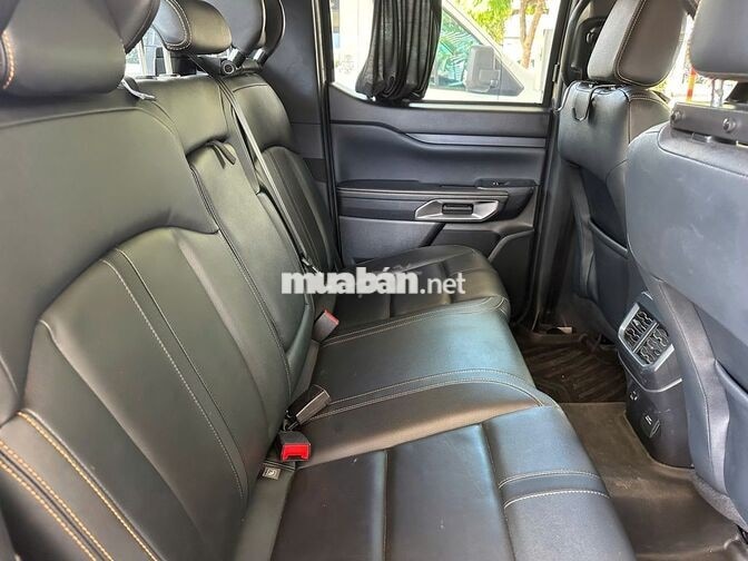 Ford Ranger Wildtrak 2023, bảo hành 2028, vay 75%