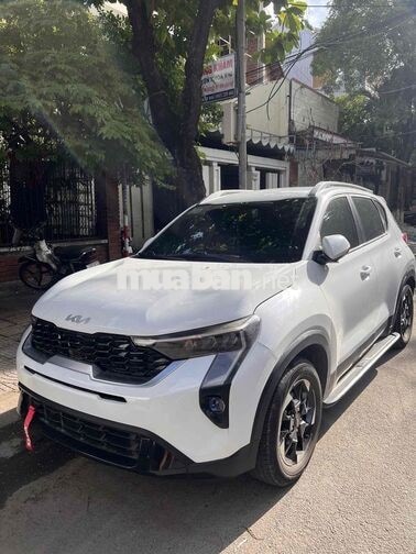 Kia Sonet Luxury 2024 Trắng