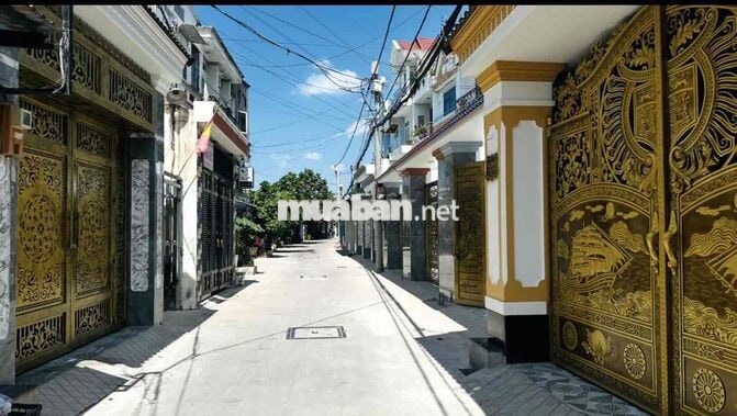 nhà mới xây đã hoàn công chất lượng cao cấp cần bán gấp