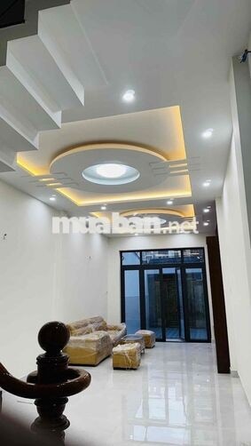 nhà mới xây đã hoàn công chất lượng cao cấp cần bán gấp