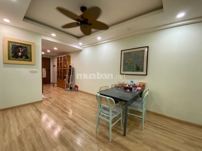 - Bán căn hộ chung cư Imperial Giải Phóng, siêu đẹp, 78m2, 7.4 tỷ