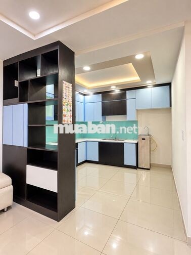 CHO THUÊ CĂN HỘ ORIENTAL PLAZA 2PN 2WC 88M² NỘI THẤT CƠ BẢN – 13 TR TL