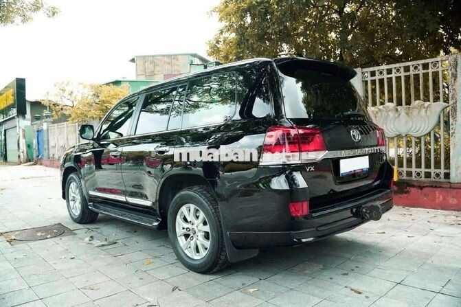 Toyota Land Cruiser 2016 VX Đen