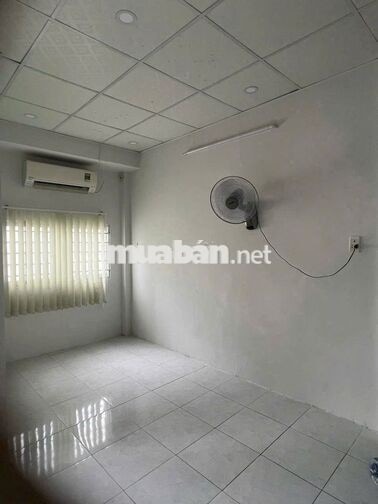 (9 triệu 2PN) Cho thuê nhà hẻm xe tải Dương Đức Hiền DT 4x15m Đúc lửng