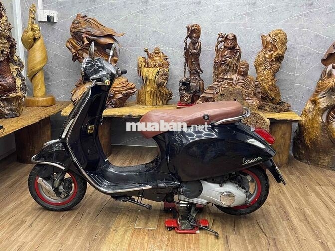 Piaggio Vespa Primavera biển SG máy bao êm