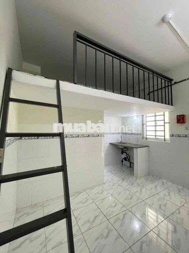 CHO THUÊ PHÒNG GÁC LỬNG – CÓ SẴN MÁY LẠNH – LÊ TRỌNG TẤN , GẦN ĐH HUIT