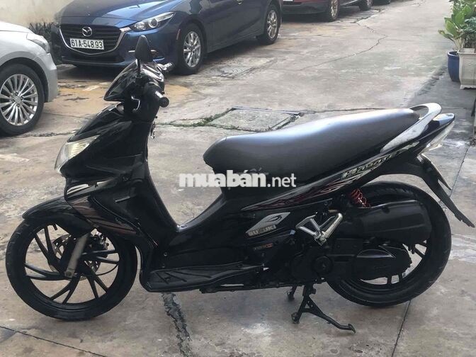 Suzuki Hayate màu đen