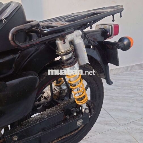 Honda Dream màu đen