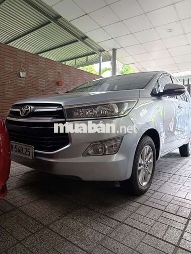 Tôii chính chủ cavet bán xe Innova 2.0E 2017
