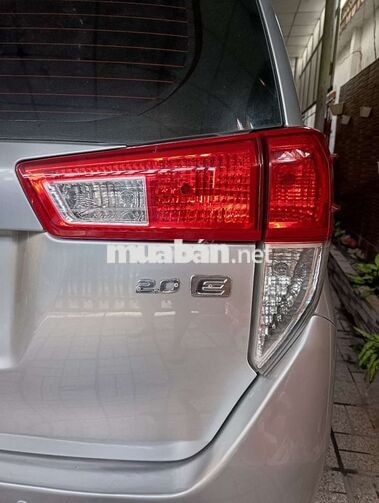 Tôii chính chủ cavet bán xe Innova 2.0E 2017