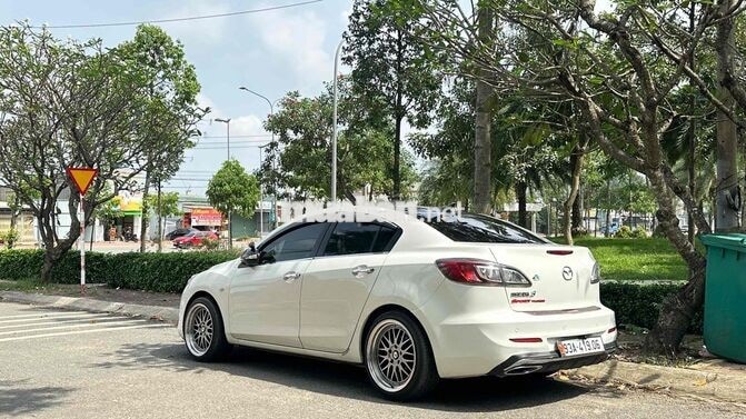 Mazda 3 2012 Số tự động trắng