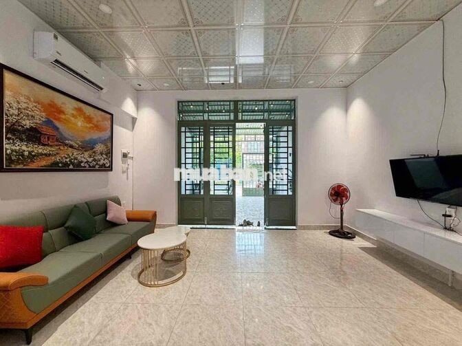 261 🏡 CHO THUÊ NHÀ SÂN VƯỜN ĐƯỜNG HỒ SĨ PHẤN