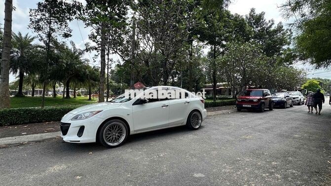 Mazda 3 2012 Số tự động trắng