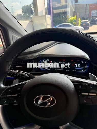 Hyundai Custin 2026 1.5T 17.000 km Trắng