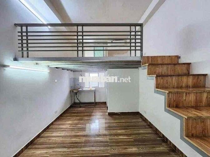 phòng gác 35m2 tại hẻm 134 nguyễn thị thập 3 người thoải mái gác cao