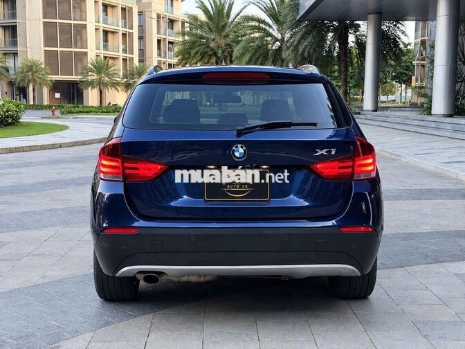 BMW X1 2011 sDrive Xanh 5 chỗ