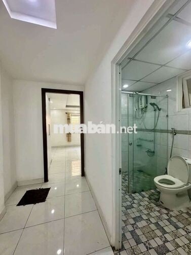 5*20. nhà 4 tầng 7pn 7 máy lạnh. Nguyễn Thị kiểu. Q12