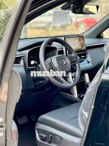 TOYOTA COROLLA CROSS 2026 - GIẢM 50% THUẾ - XE SẴN