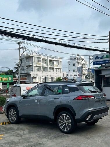 TOYOTA COROLLA CROSS 2026 - GIẢM 50% THUẾ - XE SẴN