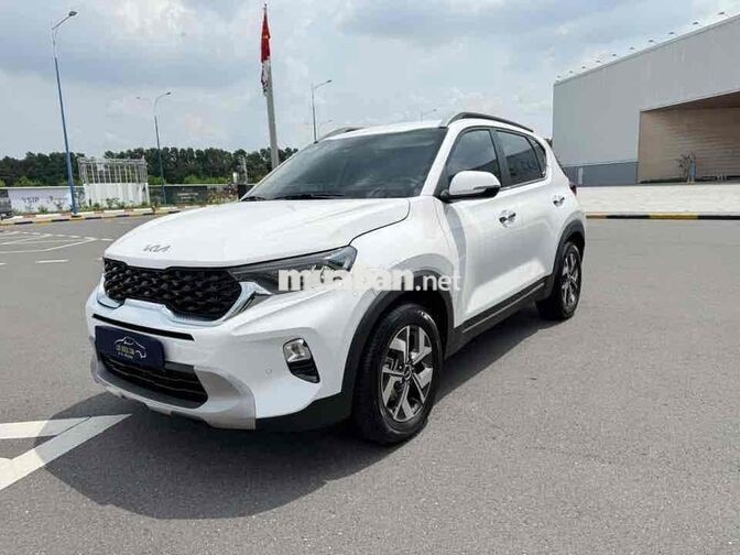 Kia Sonet 2022 Luxury 15000 km trắng