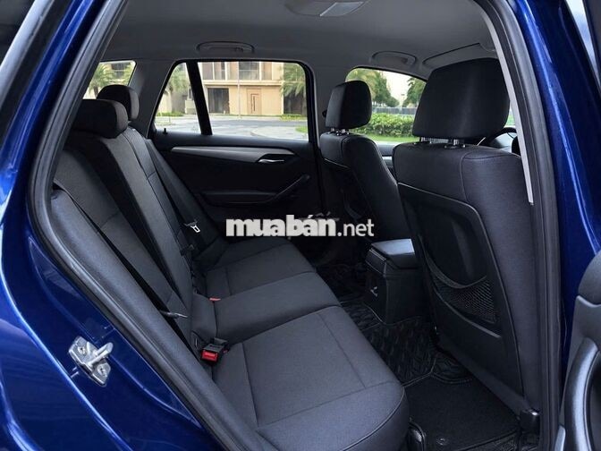 BMW X1 2011 sDrive Xanh 5 chỗ