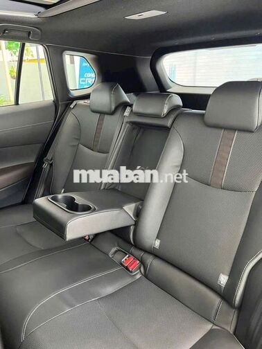 TOYOTA COROLLA CROSS 2026 - GIẢM 50% THUẾ - XE SẴN