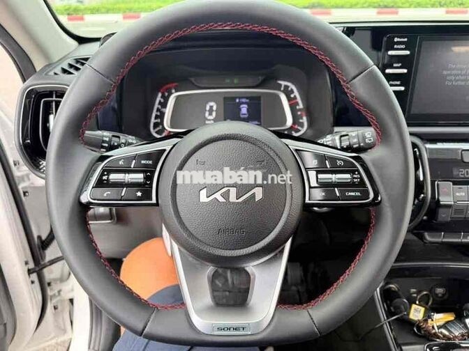 Kia Sonet 2022 Luxury 15000 km trắng