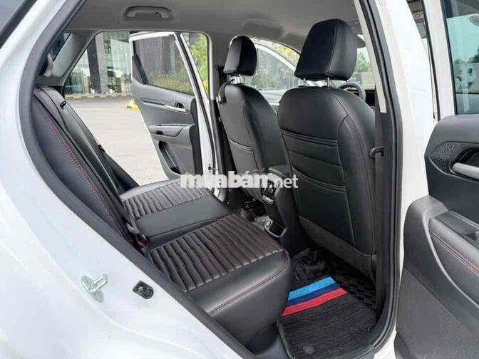 Kia Sonet 2022 Luxury 15000 km trắng