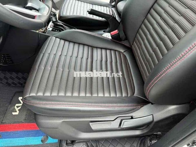 Kia Sonet 2022 Luxury 15000 km trắng