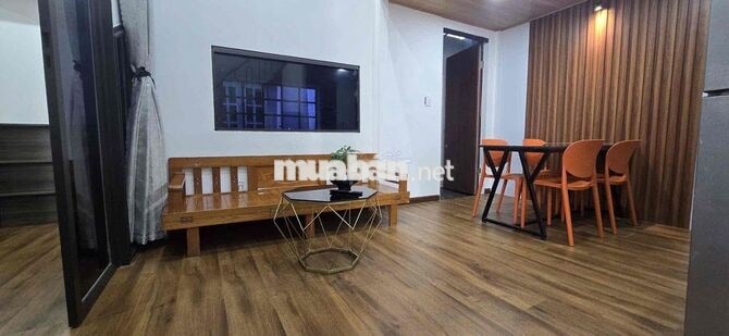Cho thuê căn nhà sân vườn gần biển Tân Trà , gần sông Cổ Cò