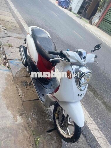 Yamaha Mio Classico màu trắng đỏ