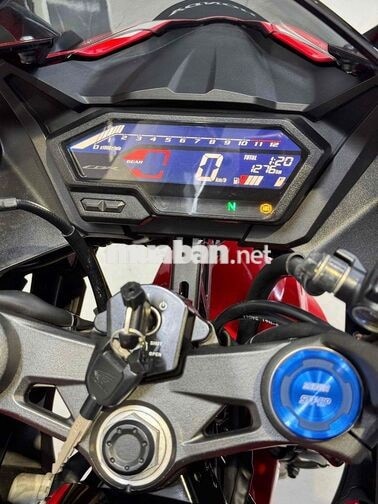 Honda CBR150R Đỏ đen