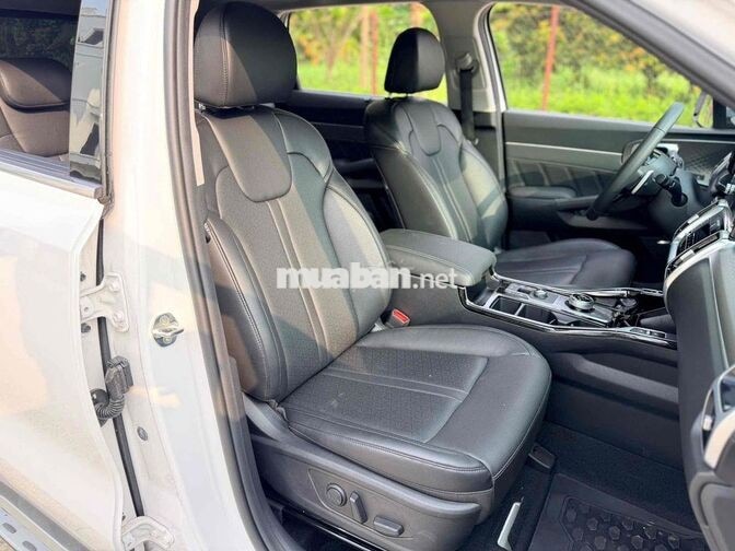 Kia Sorento 2.2 máy dầu Signature 2025
